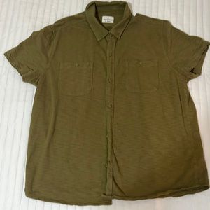 XL mutual weave army green casual